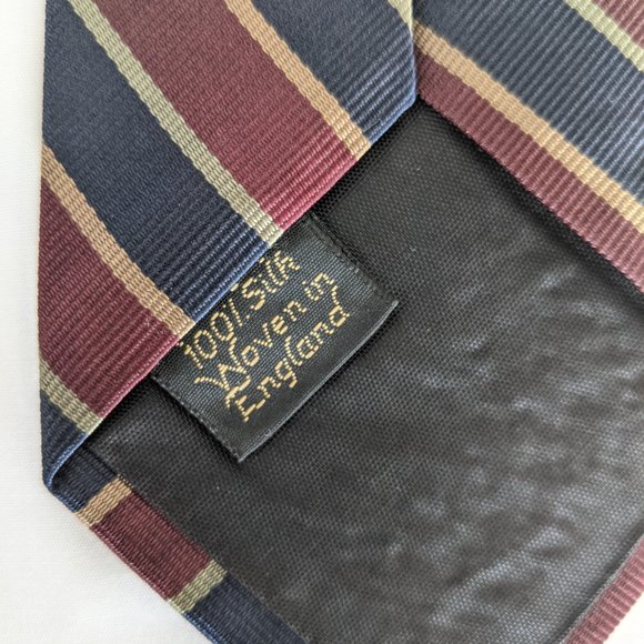 Farrell Reed for Davidsons of W. Virginia Silk Tie - Picture 12 of 12